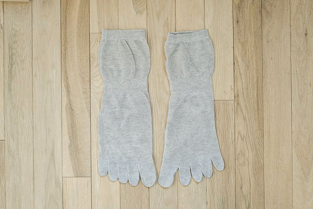 Silk Linen Five Finger Socks / memeri